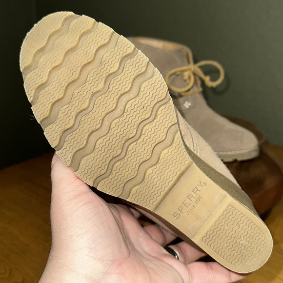 SPERRY Top-Sider Women's Stella Prow Ankle Bootie - Picture 13 of 16